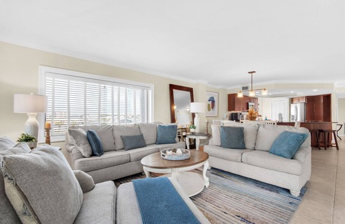 Holiday Isle Condo | 🌊Beachfront Complex-Private Beach- 2 Pools-Hot Tub-Tennis-3BR Inlet Reef 319