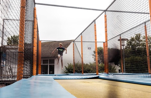 Kamperland House | Beachfront Escape w/Pets