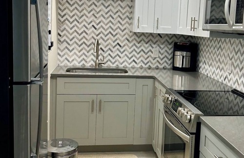 Crescent Beach Condo | Beachfront ground floor condo with deck and heated pooln