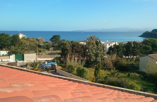 Calasetta Apartment | Beachfront house in Sardinia!