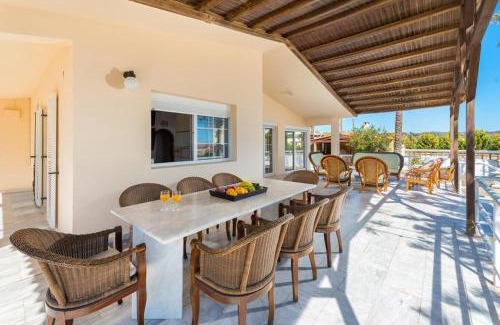 South Rhodes Villa | Beachfront Luxury Rhodes Villa 5 Bedrooms Sleeps 14 Villa Maria Kiotari