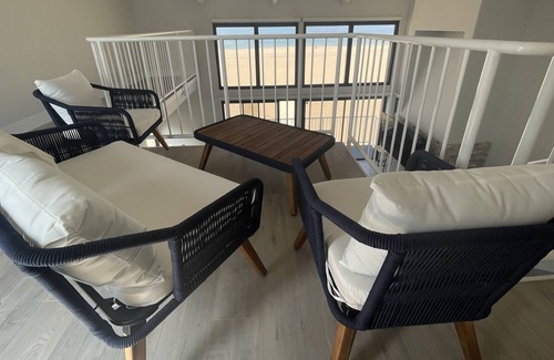 Playa Del Rey Condo | Beachfront Oasis! On the beach just minutes from LAX