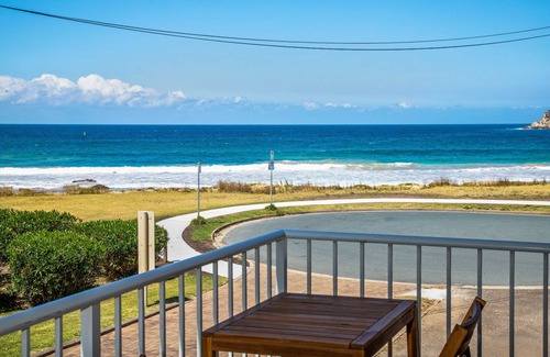 Malua Bay Apartment | Beachfront, ocean views, family friendly!