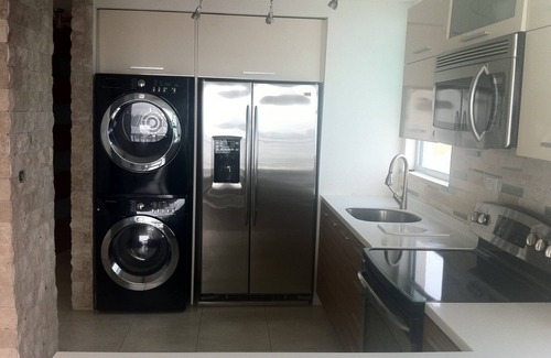 Isla Verde Apartment | BeachFront, Ocean View all around, Isla Verde