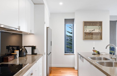 Cowes Apartment | Beachfront on the Esplanade