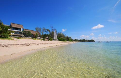 Poste Lafayette Apartment | Beachfront & Pool Poste Lafayette