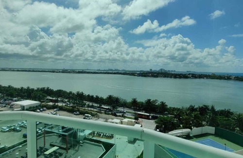 Punta Cancun Condo | BEACHFRONT RESORT 3BR-3 BATHT ULTRA LUXURY 360 DEGREE VIEW NEAR LE BLANC