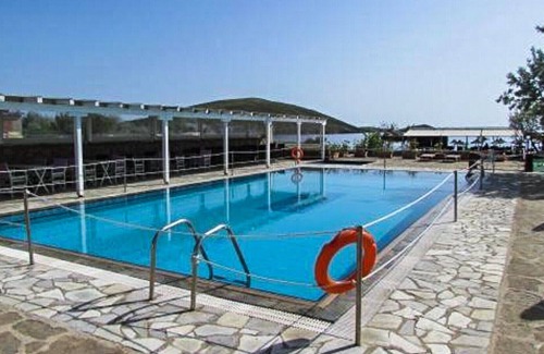 Myrina Apartment | Beachfront Stone Maisonettes