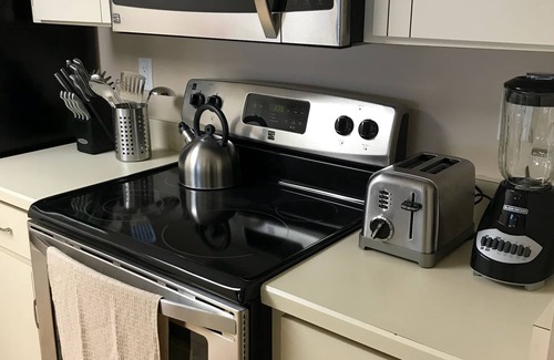 Daytona Beach Shores Condo | Beachfront 2-bedroom condo at Daytona Beach Shores - Summer Special! Please Read