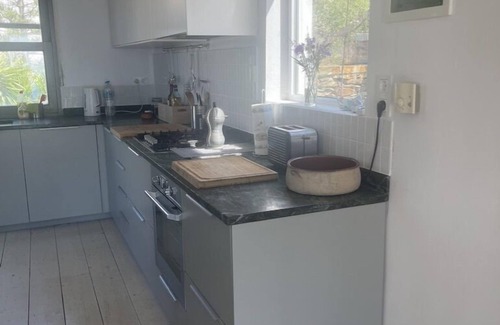 Vourkari House | Beachfront villa with private pool and sea views