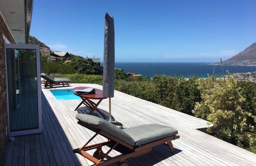 Fish Hoek House | Beachhouse not at the Beach *