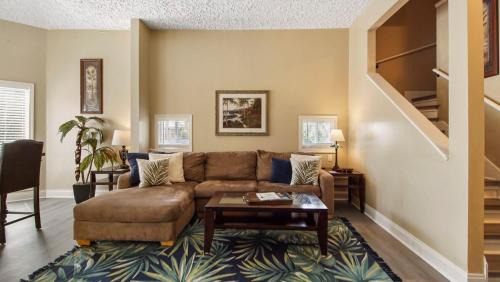 Holiday Beach House | BeachLife Unit AB Getaway Sleeps 22