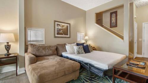 Holiday Beach House | BeachLife Unit ABC Getaway Sleeps 34