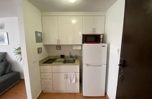 Isla Verde Apartment | Beachside Bliss: Cozy Studio in Isla Verde with Pool, WiFi & Parking!