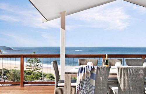 Killcare House | Beachviews at Killcare