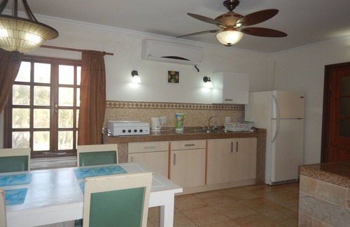 Arashi Apartment | Beachwhitevilla garden StudioD, BEST BEACH/SNORKEL 60ft away,SEPT spec