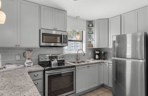 Seagrove Beach Condo | Beachwood Villas 4B, Seagrove Beach - Minutes to the Beach - 2 Pools - Tennis