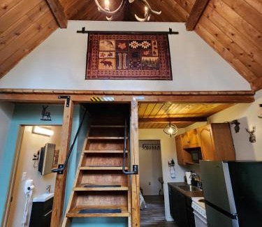 Bear Creek Hostel | Bear Necessities Alaska