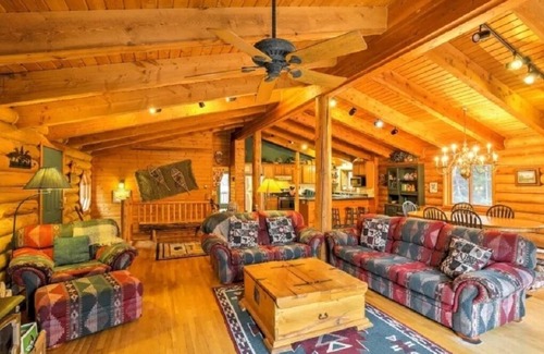 Alma Cabin | Bearview Lodge-Near Breckenridge CO- Reach out to see any last minute deals.
