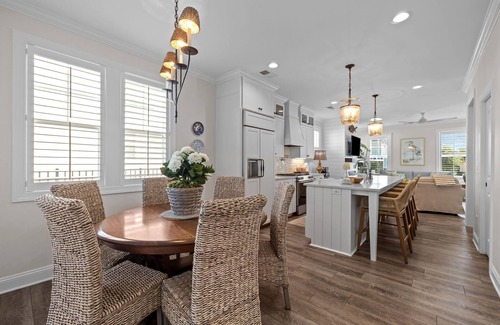 Morehead City House | Beaucoast Stunner with 4 Bedrooms and Great Neighborhood Amenities