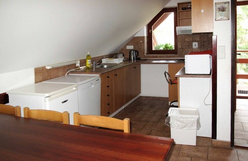 Uhlejov Villa | Beautiful private villa for 22 people with private pool, WIFI, TV, patio and pets allowed