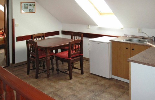 Uhlejov Villa | Beautiful private villa for 22 people with private pool, WIFI, TV, patio and pets allowed