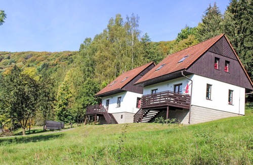 Starkov House | Beautiful private villa for 6 guests with WIFI, pool, TV, patio, pets allowed and panoramic view