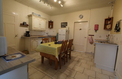 Saint-Pierre-du-Chemin House | Beautiful,private heated pool,sleeps 5 Puy du Fou. Peaceful countryside setting.