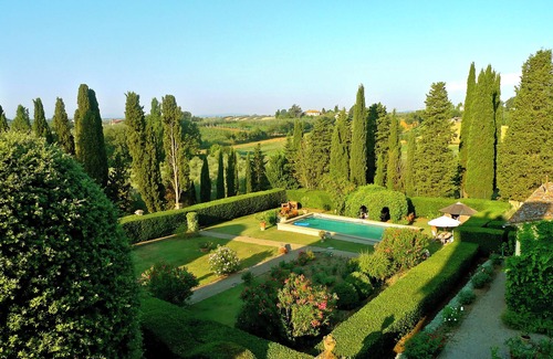 Montagnano Villa | Beautiful 17th Century Medici Tuscan Villa