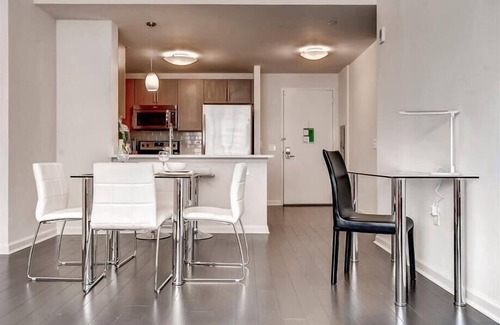 Hudson Exchange Apartment | Beautiful 1BR | Stunning Views | Pool | Jersey City