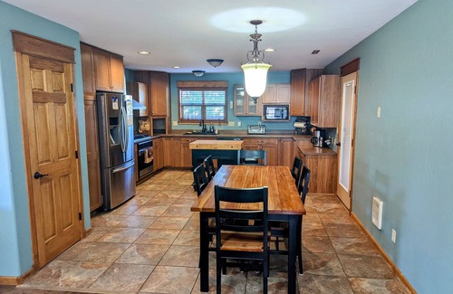 Gunnison House | Beautiful 2,000 sq. ft. home in town in Gunnison, Colorado!