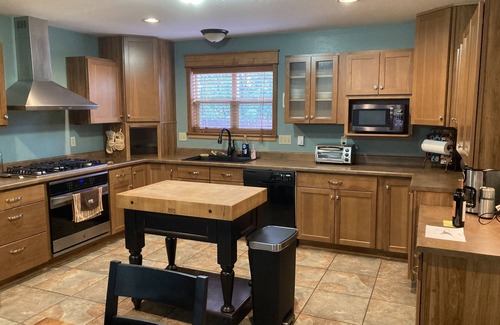 Gunnison House | Beautiful 2,000 sq. ft. home in town in Gunnison, Colorado!