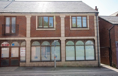 Kettering Apartment | Beautiful 2-Bedroom Apartment in Kettering