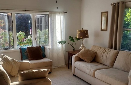Cold Spring House | Beautiful 2 bedroom unit offered by Gina