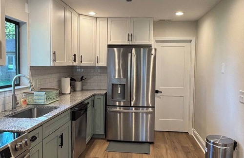 Arundel on the Bay House | Beautiful 2-bedroom water view house in Annapolis