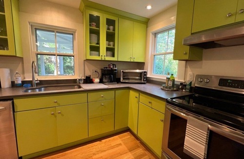 Pleasant Point House | Beautiful 2BD/2BA Private Historic Home in Pastoral Setting