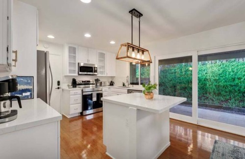 University City House | Beautiful 3-bedroom house in awesome San Diego with Peloton bike and a big yard