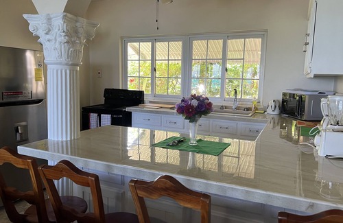 Montego Bay House | Beautiful 3 bedroom house with ocean access