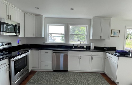 Unionville House | Beautiful 3-bedroom Miles River waterfront in tranquil Easton - Relax and unwind