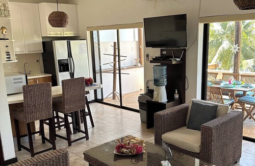 Zona 1 Villa | Beautiful 3 BR Oceanfront/Villa Los Cabos 6C