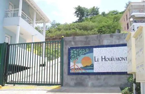 Malendure Apartment | Beautiful 3-star T2 fully equipped opposite Gourbeyre marina