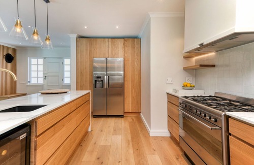 Constantia House | Beautiful 4 bed family home in Upper Constantia