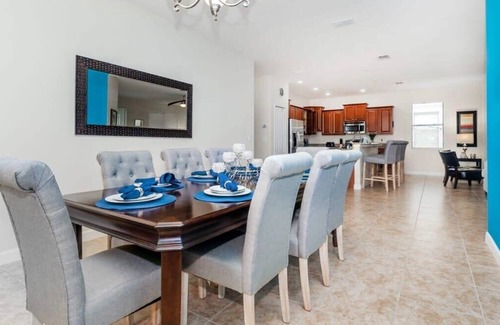 Tuscan Ridge House | Beautiful 4 Bed Pool Home with Game Room-1456MS