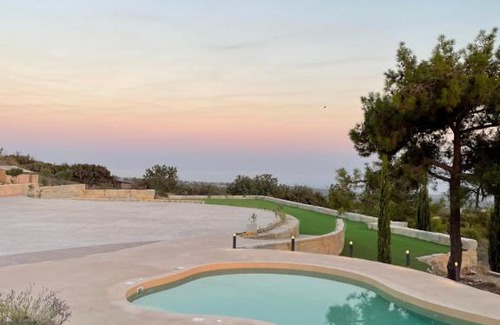 Souni-Zanakia Villa | Beautiful 4 bedroom Country house with stunning sea view