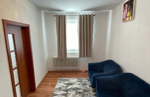Senec House | Beautiful 4 bedroom house with a relaxing garden