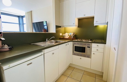 Cadzand-Bad House | Beautiful 5-person apartment on ground level in Cadzand, 50 yards from the beach
