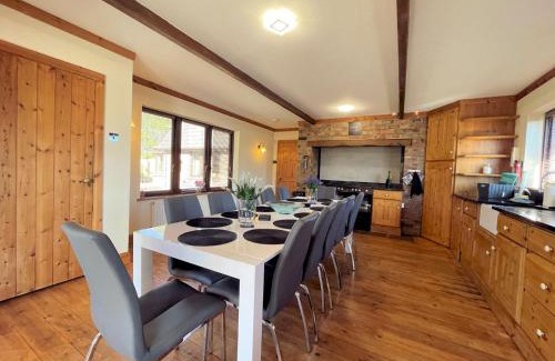 Kirkpatrick Fleming House | Beautiful 5BR House near Gretna Green with Garden Pass the Keys