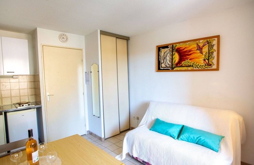 Cap Benat Apartment | Beautiful apartment for 4 guests with WIFI, TV and balcony