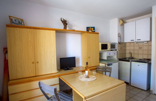 Cap Benat Apartment | Beautiful apartment for 4 guests with WIFI, TV and balcony