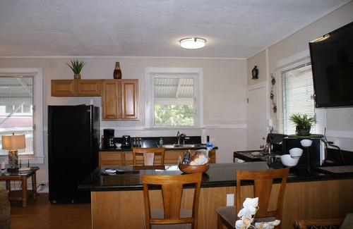Keaukaha House | Beautiful AC Vacation Beach Property, Minutes to Best Snorkeling Beaches in Hi